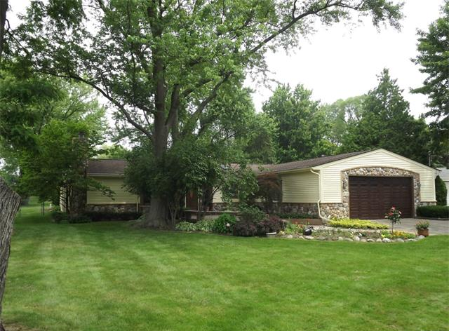 Eyster's Avon Gardens Rochester Hills MI Homes for sale 